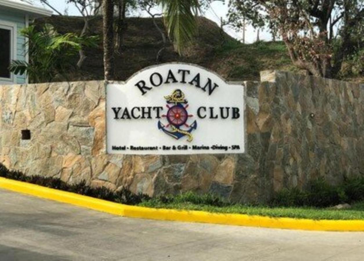 Отель Roatan Yacht Club And Dive Center French Harbour Экстерьер фото